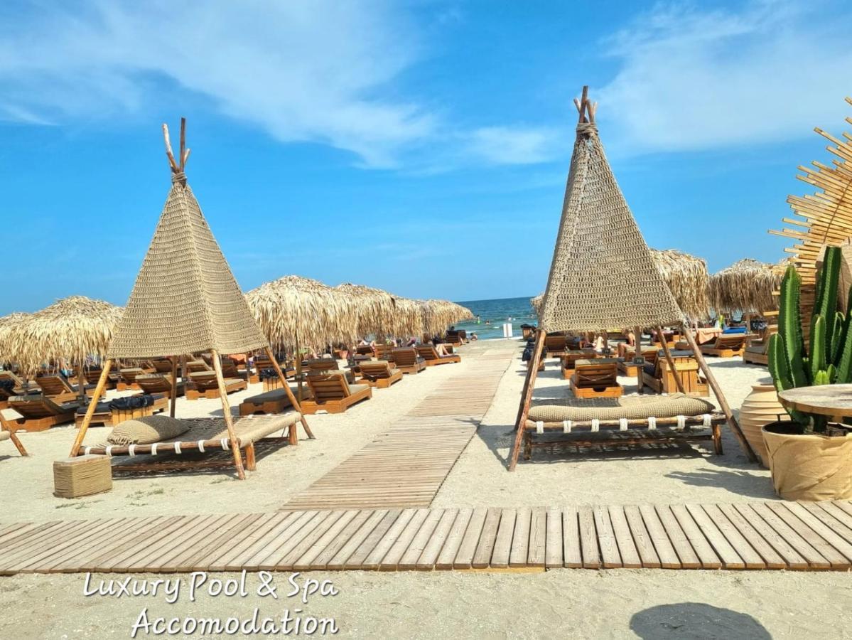 Crystal Beach - Infinity Pool & Spa Resort 那沃达利 外观 照片