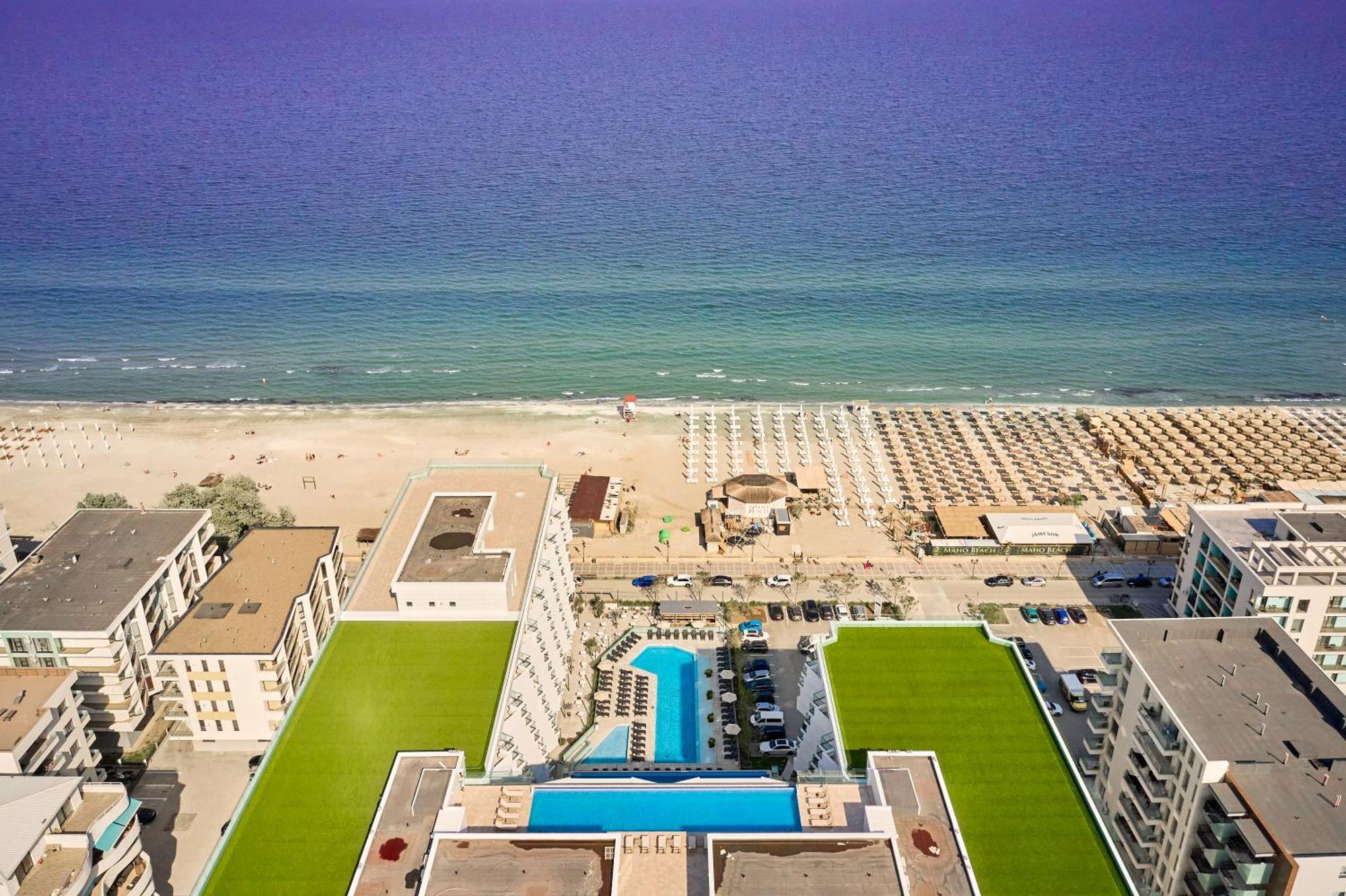 Crystal Beach - Infinity Pool & Spa Resort 那沃达利 外观 照片